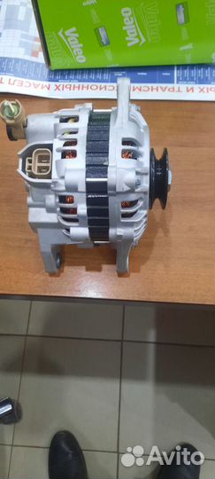 Генератор Valeo для автомобиля Mitsubishi Lancer