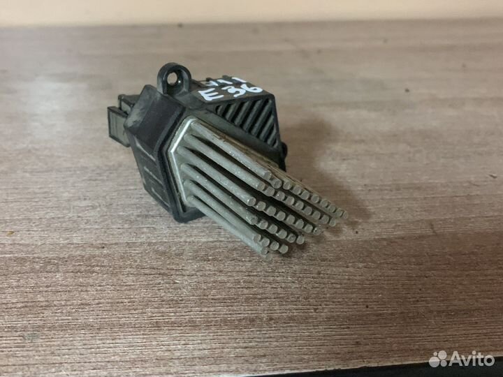 Резистор печки BMW E36 X53