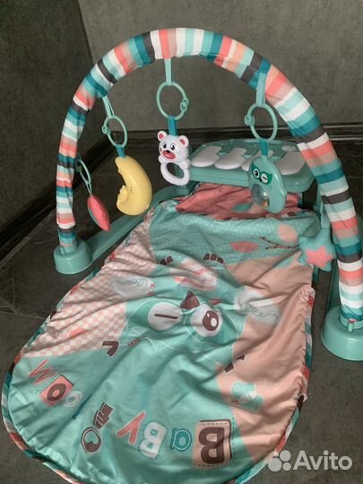 Развивающий детский коврик с пианино