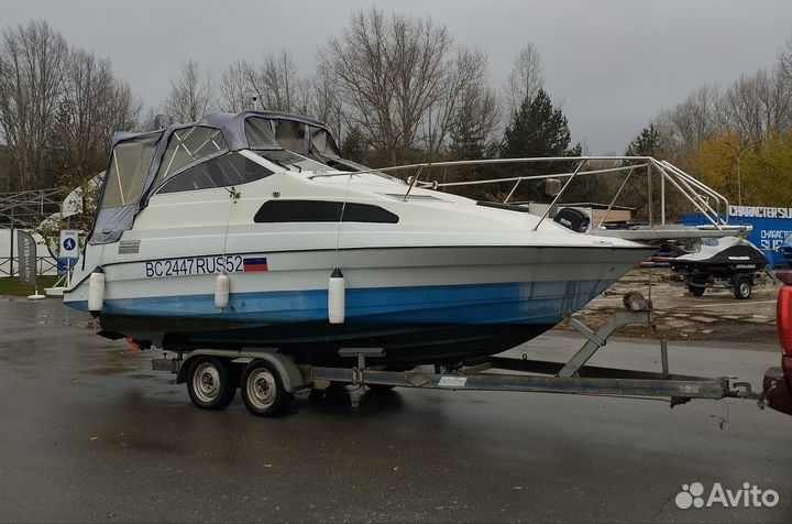 Катер Bayliner