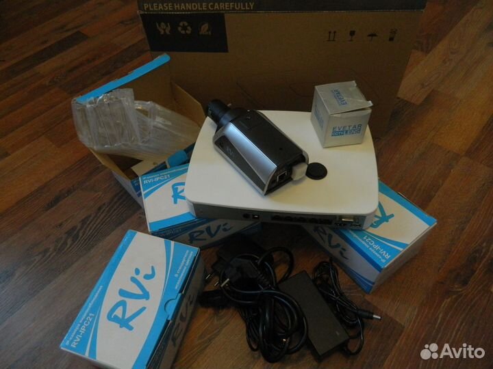 Комплект видеонаблюдения на 4 ip видеокамеры