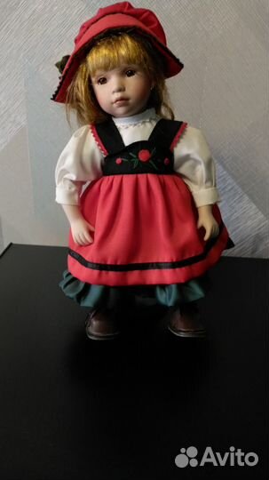 Кукла фарфоровая 30 см Настенька