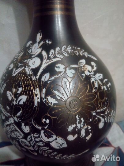 Ваза бронзовая