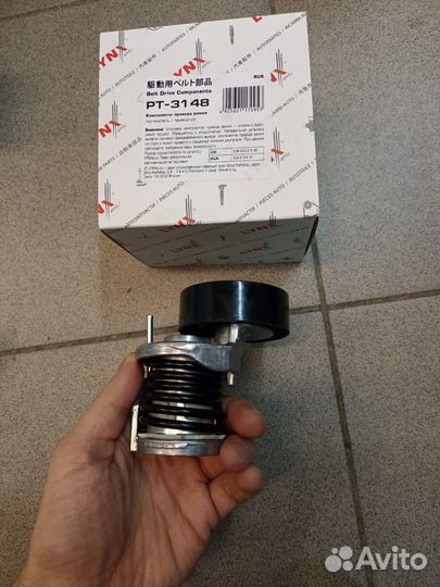 Натяжитель ремня генератора Volkswagen Jetta 6