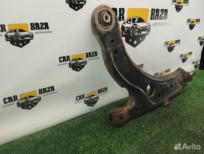 Рычаг подвески передний