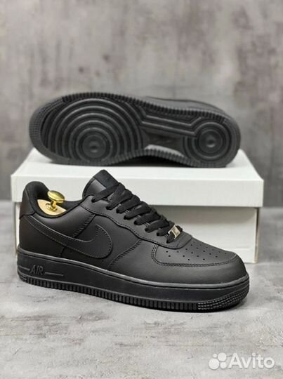 Кроссовки nike AIR force 1 черные белые