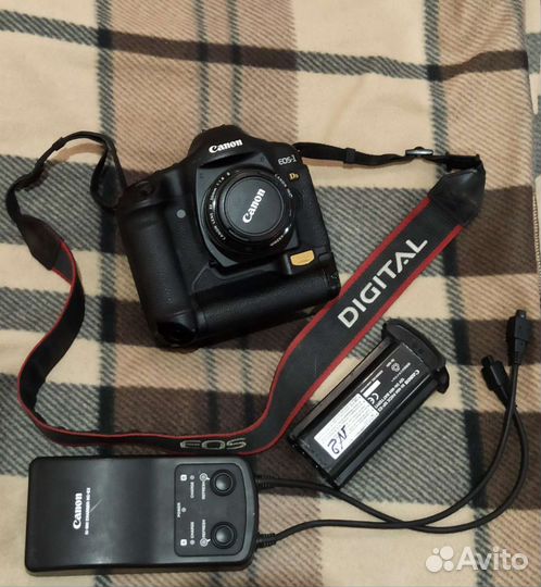 Canon 1ds mark ii с объективом