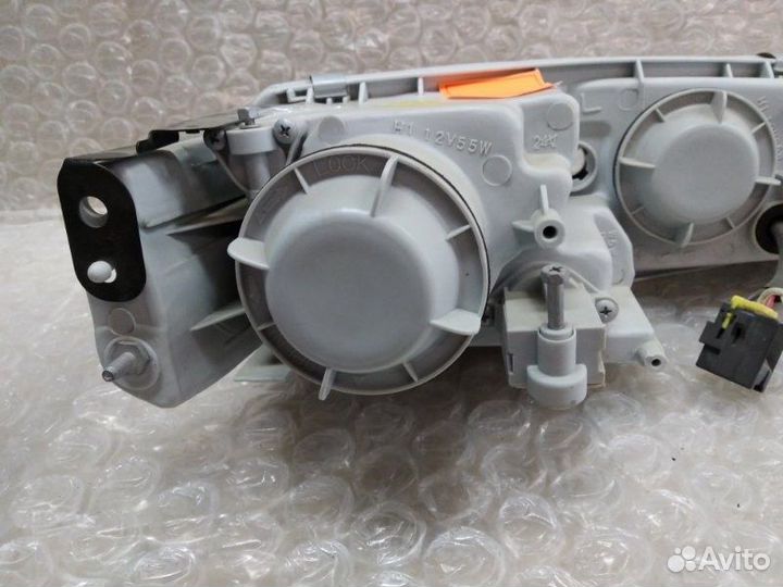 Фара левая Mazda 626 1991 - 1997