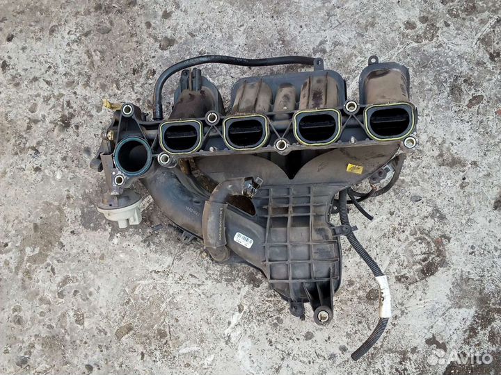 Коллектор впускной Ford Mondeo 3 1 8i