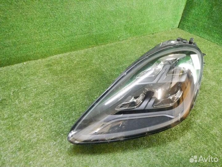 Фара левая Porsche Cayenne