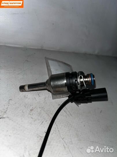 Форсунка топливная Volkswagen Polo 5 2012