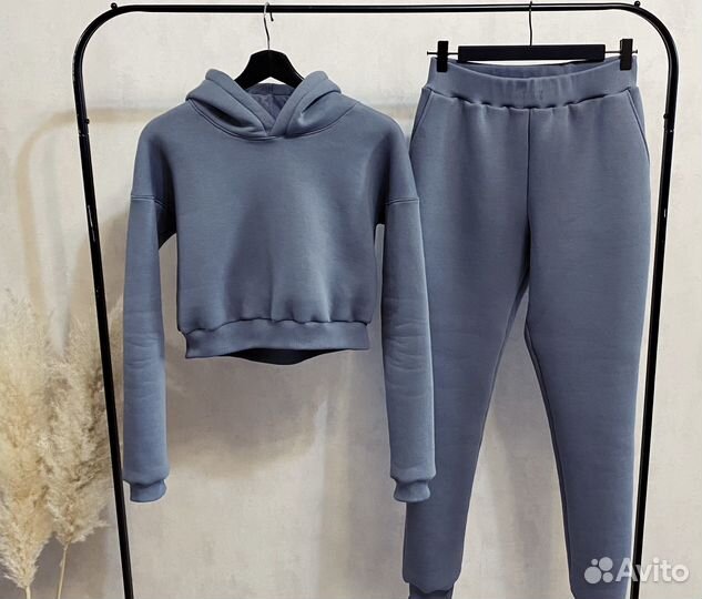 Спортивный костюм с начесом 42-44 р