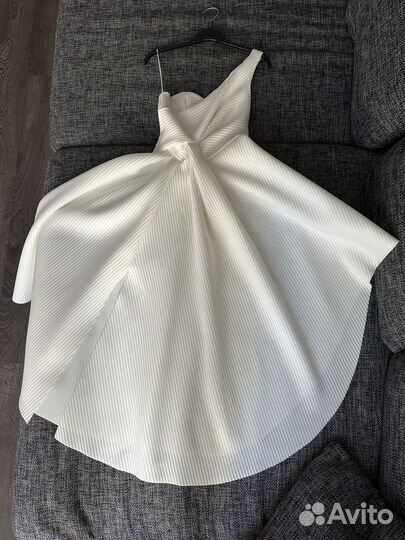 Платье ASOS новое 44 р