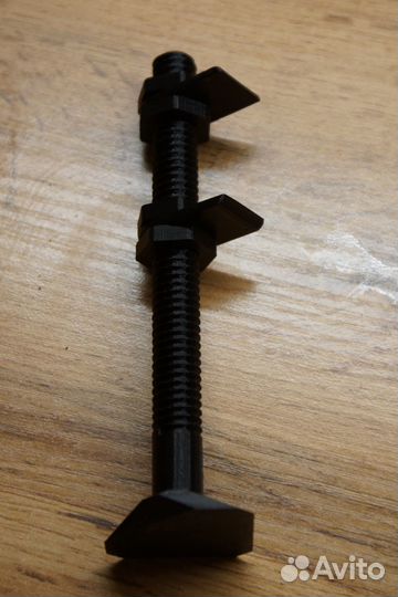 Держатель (упор) для видеокарты