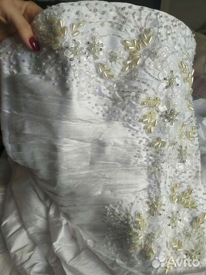 Свадебное платье 42 44 новое