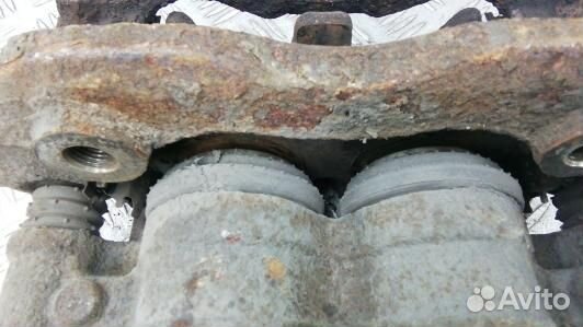 Суппорт тормозной передний правый volkswagen craft