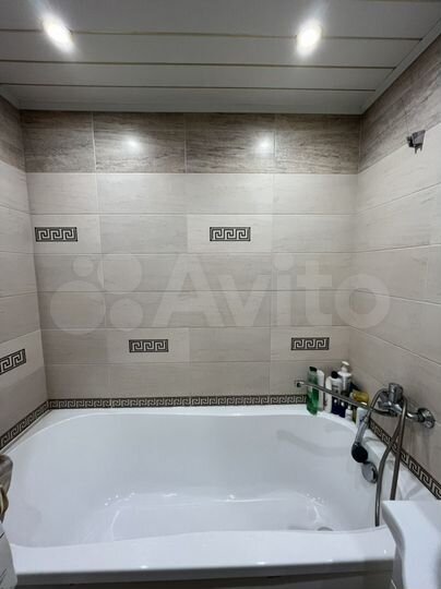 2-к. квартира, 53 м², 5/9 эт.