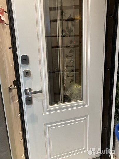 Дверь уличная с терморазрывом