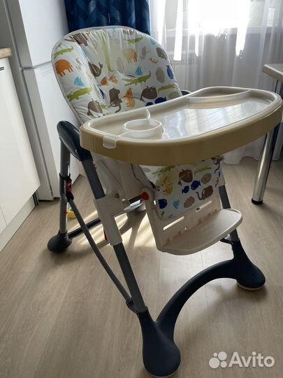 Детский стульчик для кормления