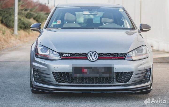 Решетка на Volkswagen Golf 7 рест в стиле GLI