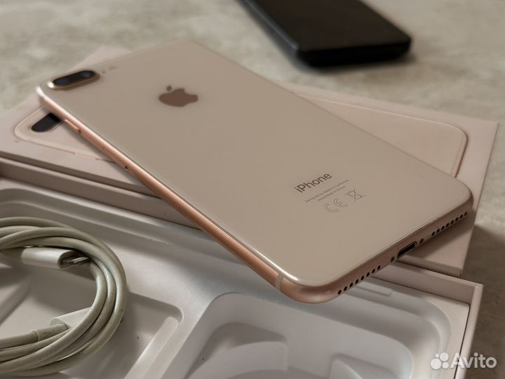 iPhone 8 Plus, 64 ГБ