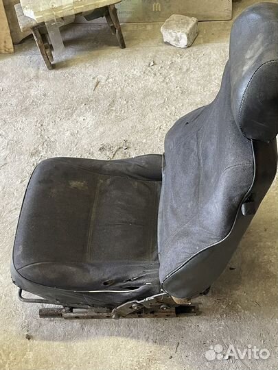 Сиденье водительское нива