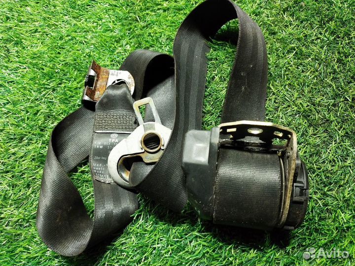 Ремень безопасности Volkswagen Golf (Mk4) IV