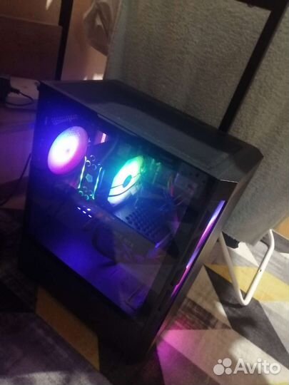 Сборщик компьютеров