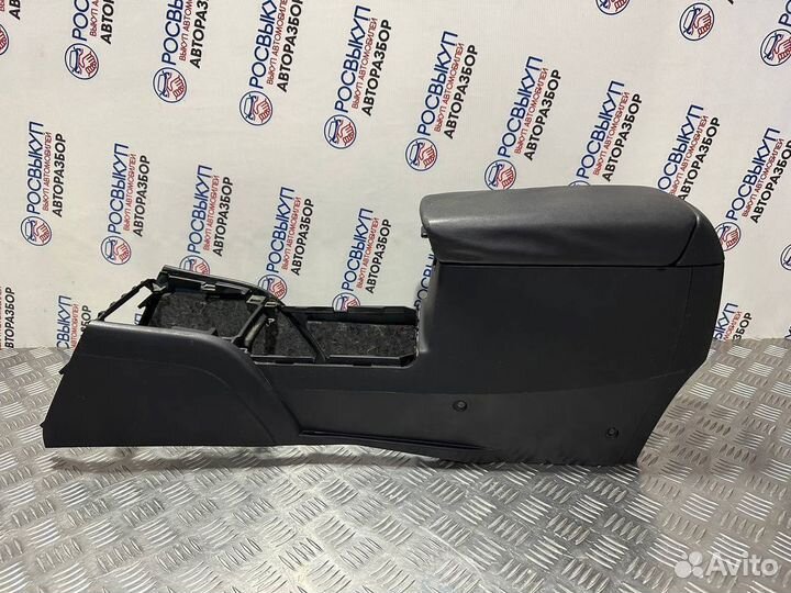 Подлокотник Honda Accord CL9