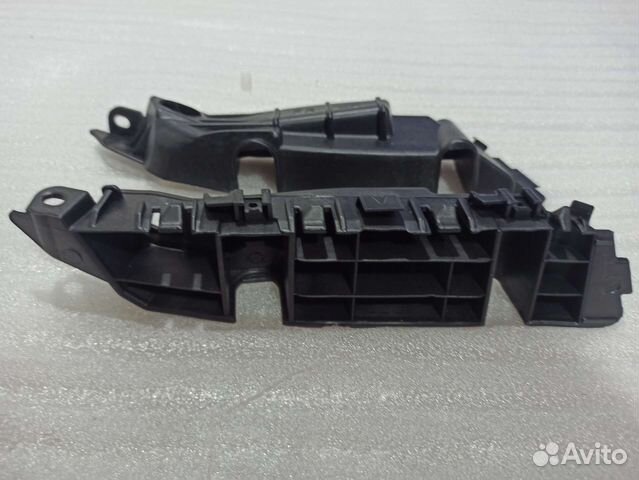 Крепление бампера Hyundai Elantra 6 (18-20г)