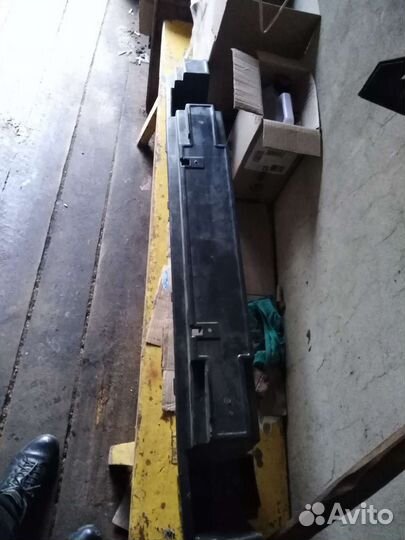 Швеллер, усилитель переднего бампера