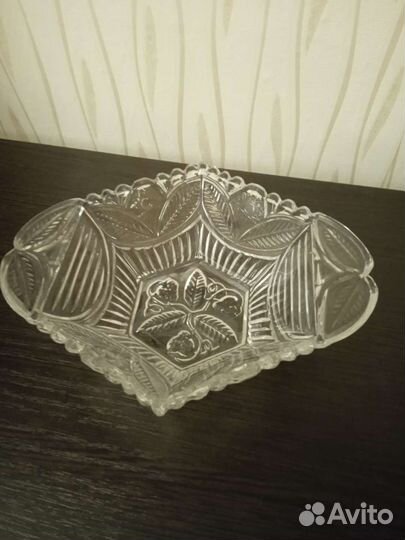 Вазы хрустальные салатницы, конфетницы