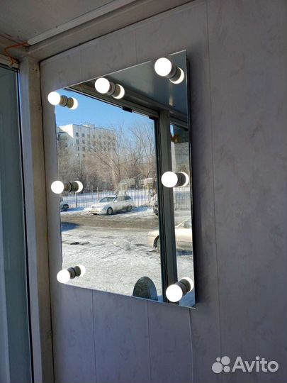 Гримерное зеркало