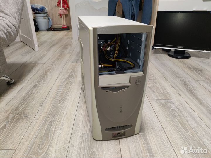 Стационарный компьютер (GeForce GTX 550 TI)