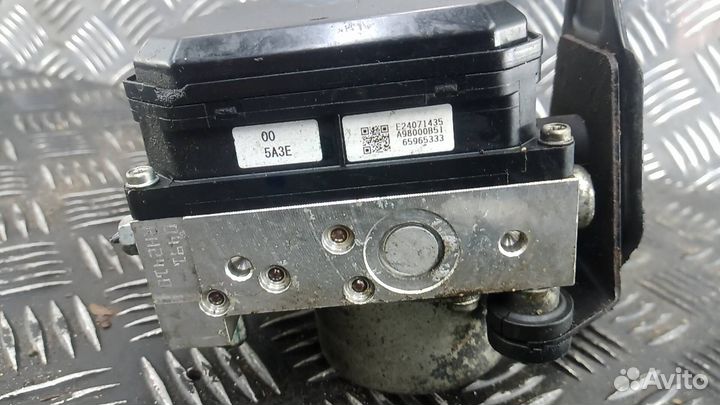 Блок ABS Nissan Juke YF15 2012 E24071435