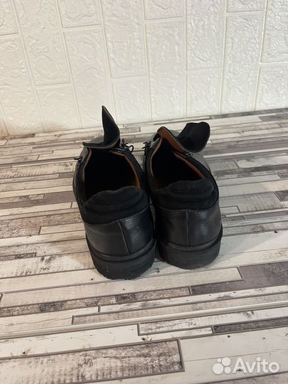 Кроссовки мужские