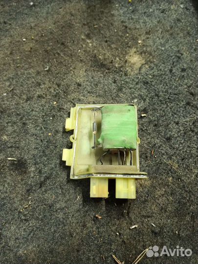 Резистор печки Пассат Б3