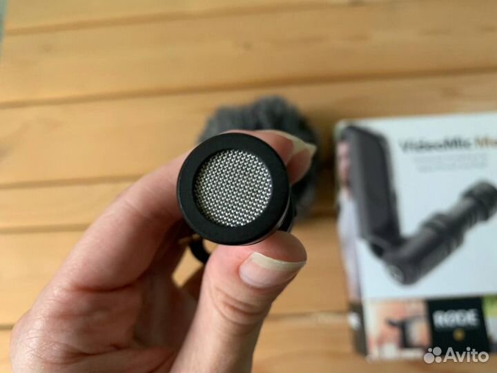 Микрофон Rode VideoMic Me для смартфона