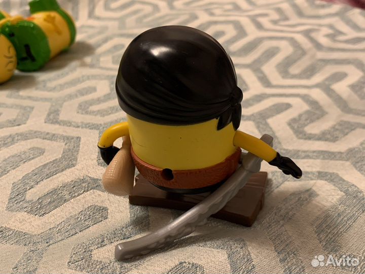 Миньоны из макдональдса