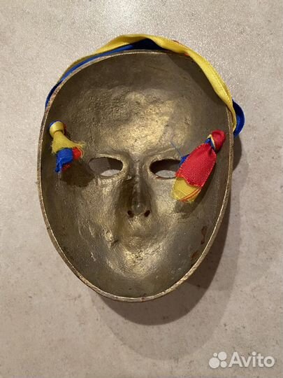 Маска декоративная