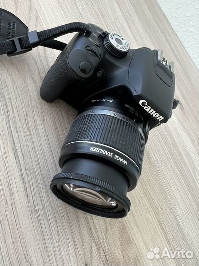 Зеркальный фотоаппарат Canon 500d