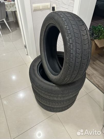 iLink Winter IL868 215/55 R17 98V