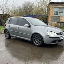 Volkswagen Golf 2.0 AMT, 2005, 200 000 км, с пробегом, цена 500 000 руб.