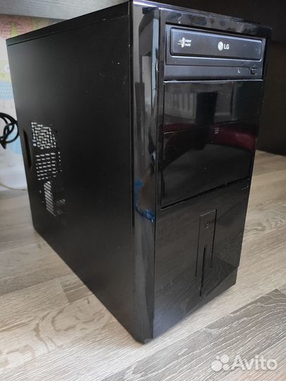 AMD FX-8300 (8 ядер), 8Gb, GeForce GT 1030