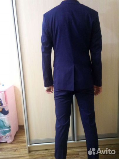 Продам костюм