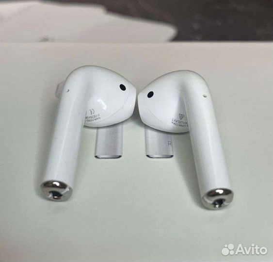 Беспроводные наушники airpods