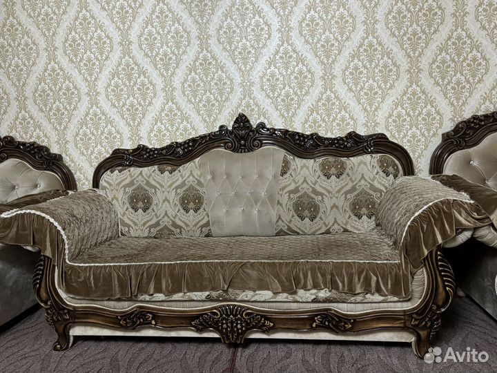 Диваны и холл б/у