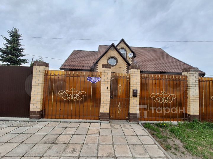 Дом 355,6 м² на участке 19 сот.