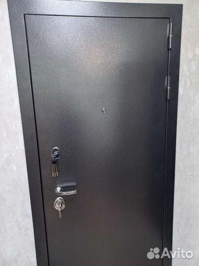 Входные двери в квартиру/частный сектор