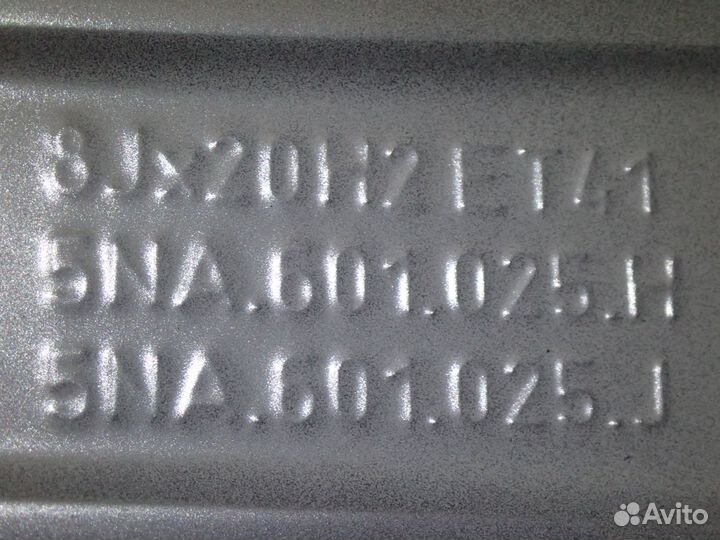 Комплект оригинальных дисков R20 VW Tiguan